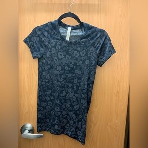 Lululemon Swiftly Tech